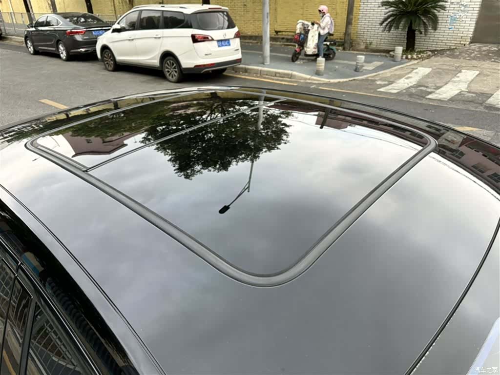 BYD Han, 2022 21