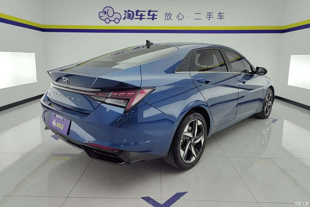 Hyundai Elantra, 2021 3
