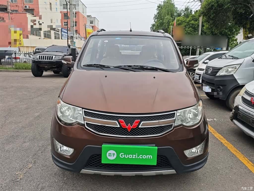 Wuling Hongguang, 2015 3