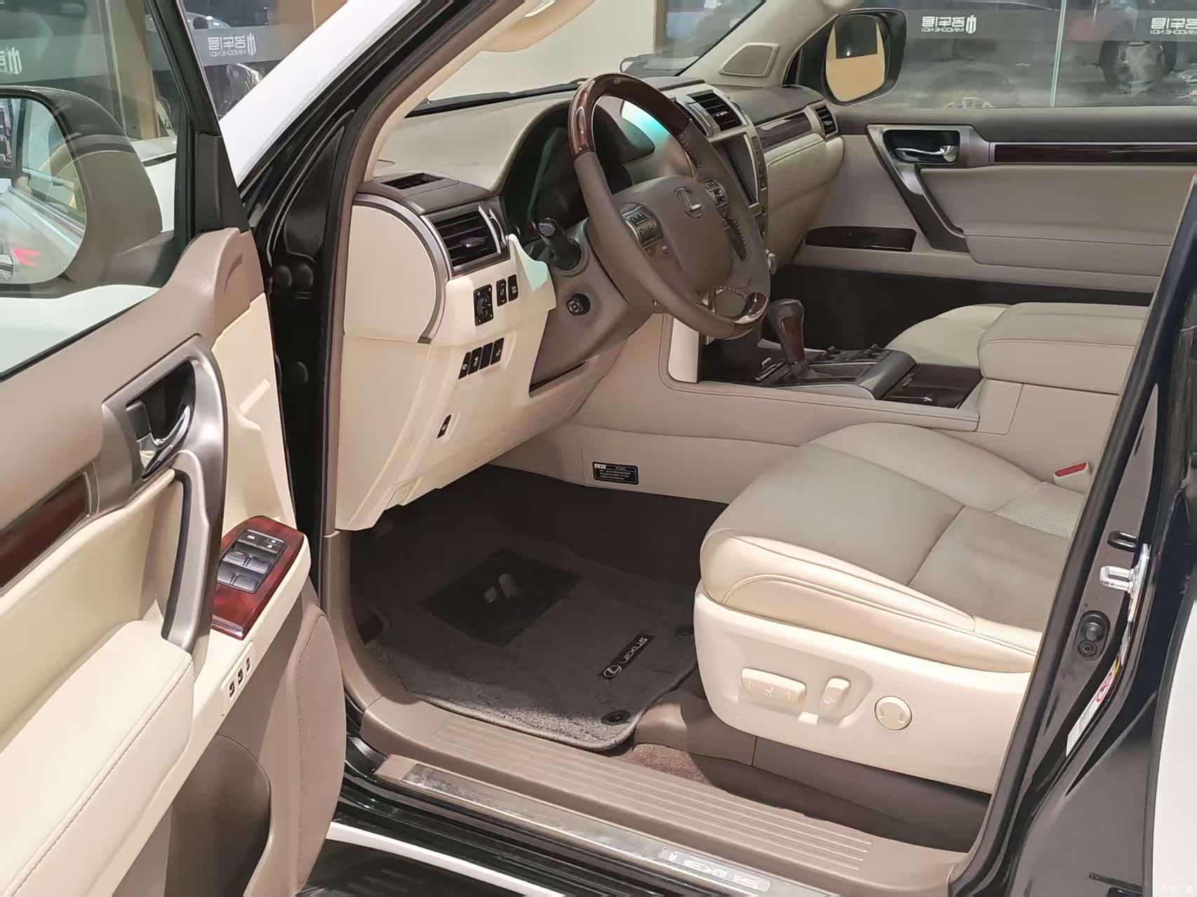 Lexus GX, 2012 12