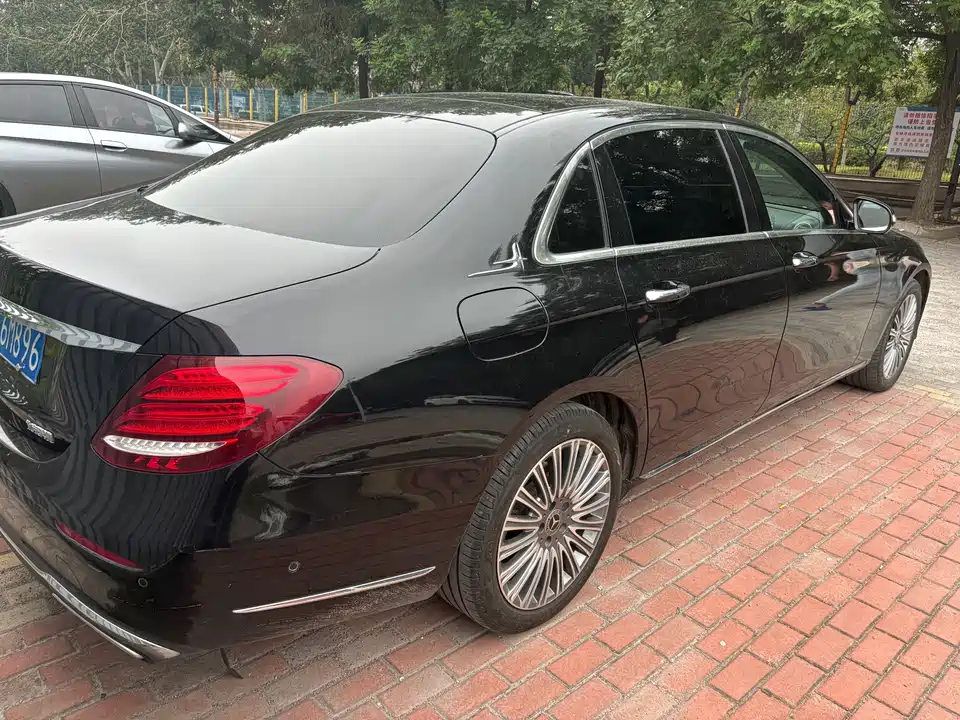 Mercedes-Benz E-class Mercedes-Benz E-class