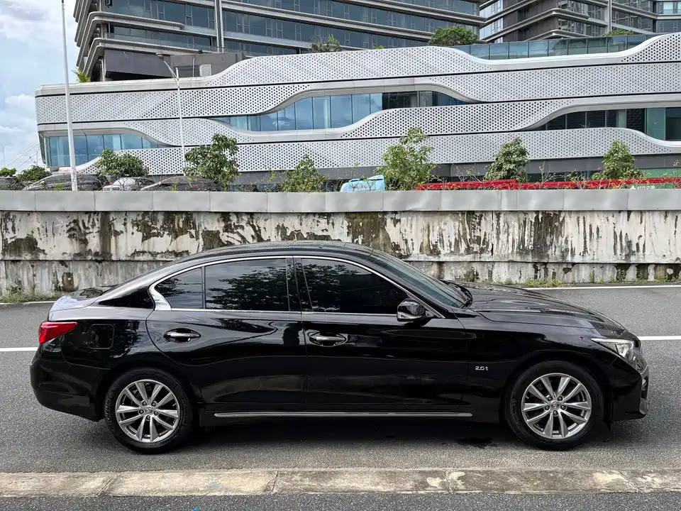 Infiniti Q50L Infiniti Q50L