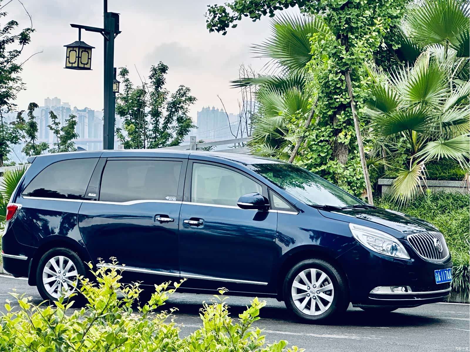 Buick GL8, 2013 все фото