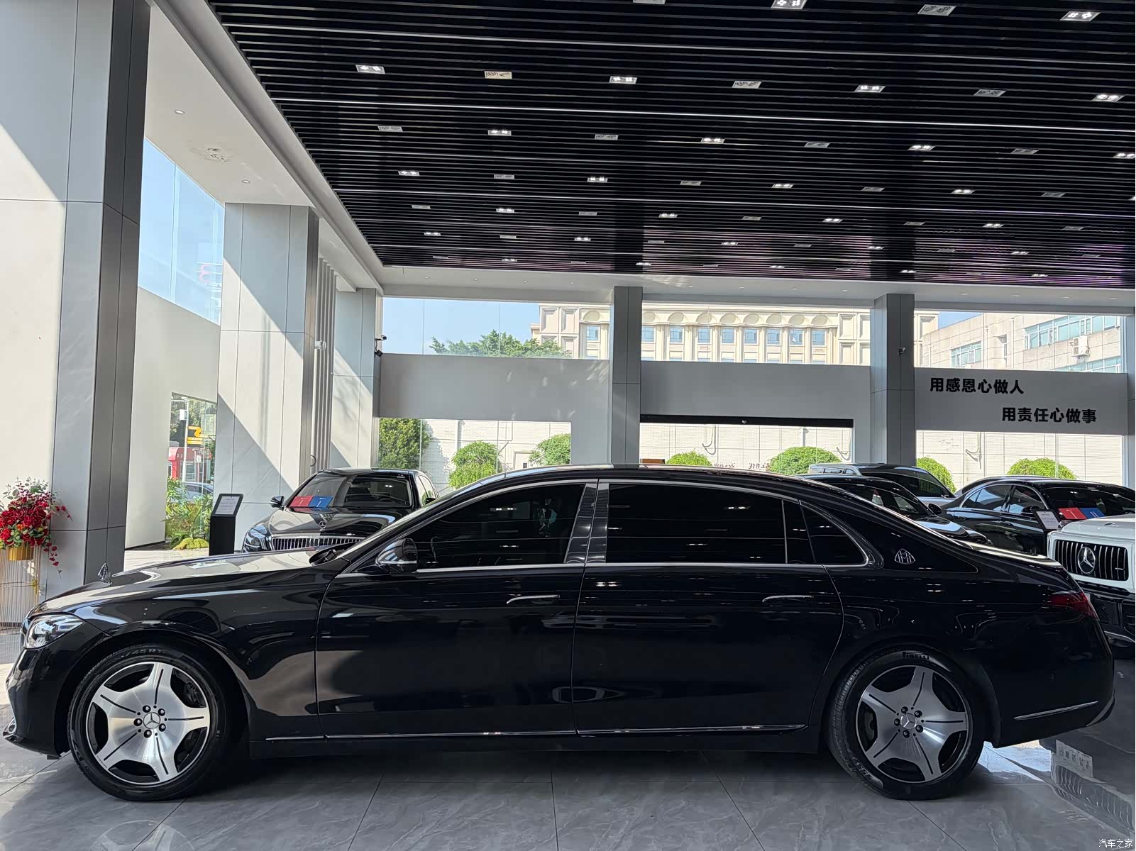 Maybach S-Class, 2022 все фото