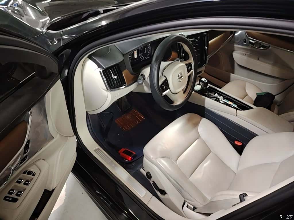 Volvo S90, 2019 16