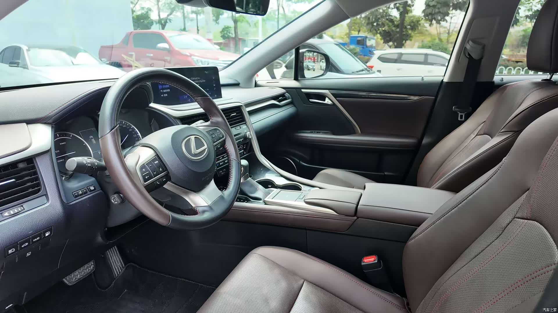 Lexus RX, 2022 4