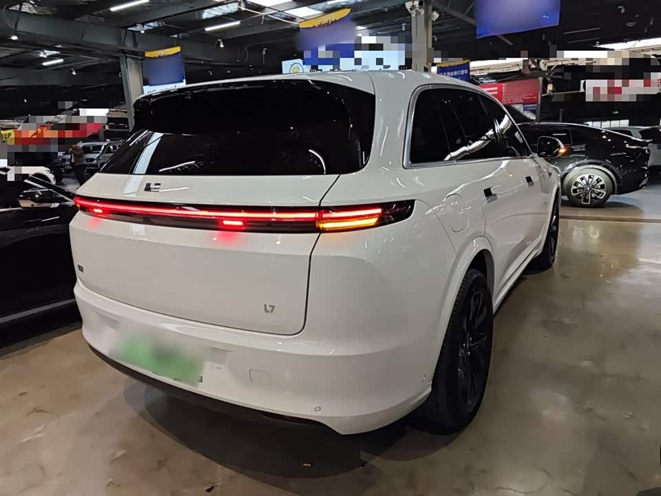 Li Auto Ideal L7