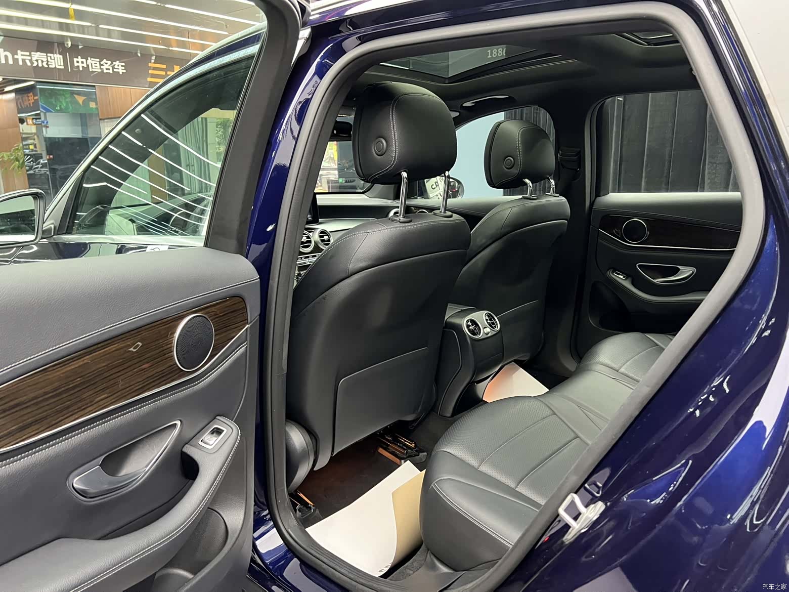 Mercedes-Benz GLC, 2018 11