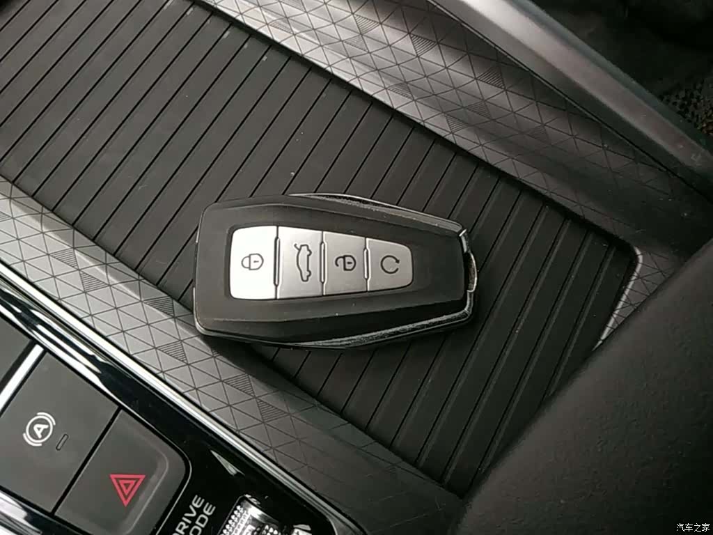 Geely Preface, 2024 9