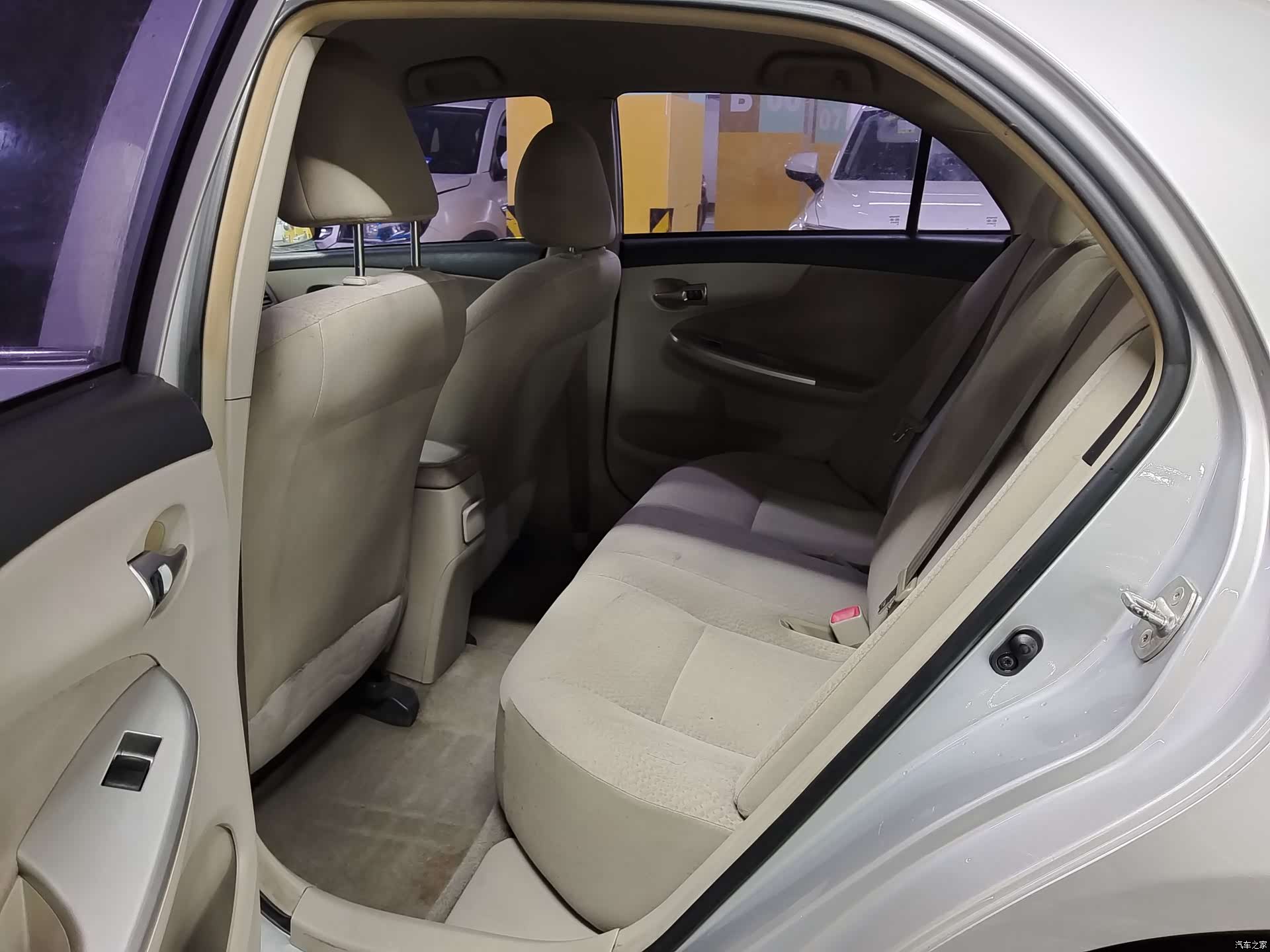 Toyota Corolla, 2012 8