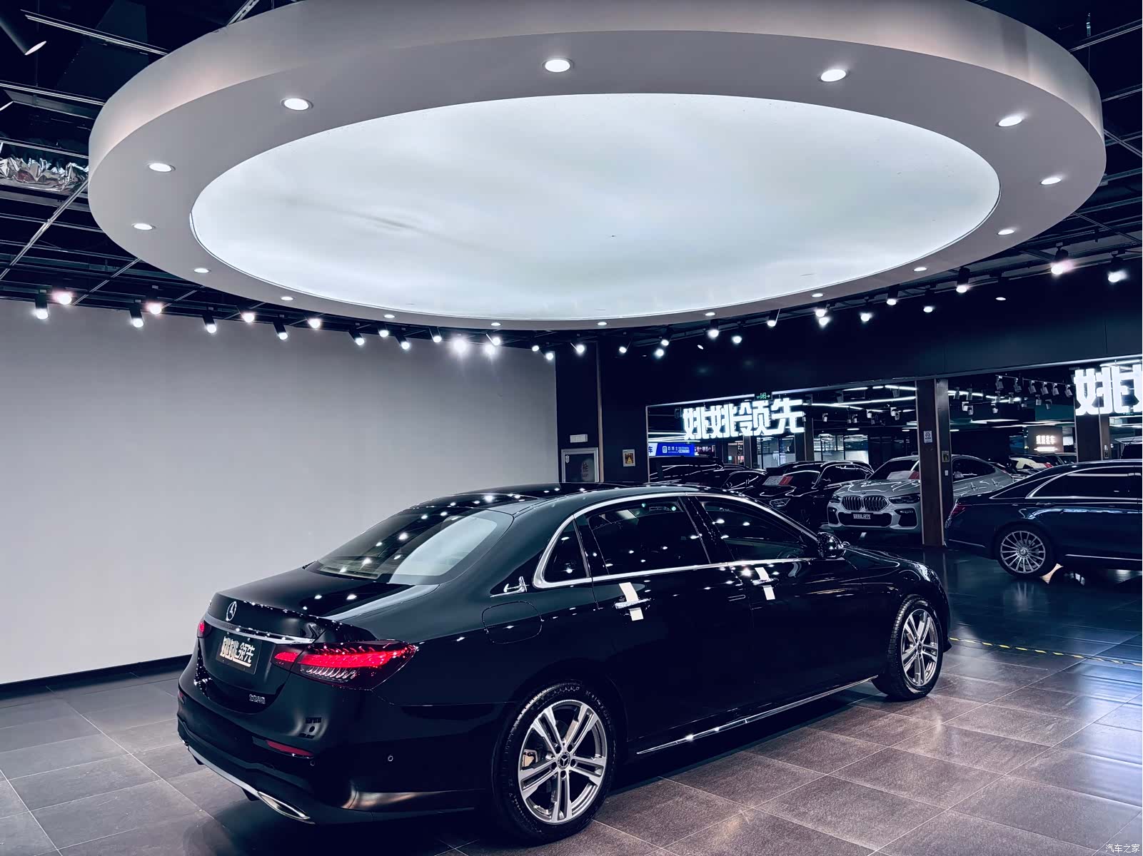 Mercedes-Benz E-Class, 2021 3