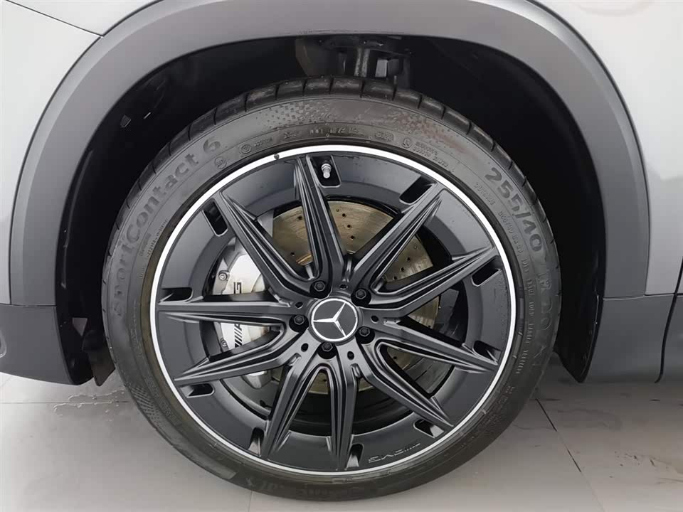 Mercedes-Benz GLB AMG