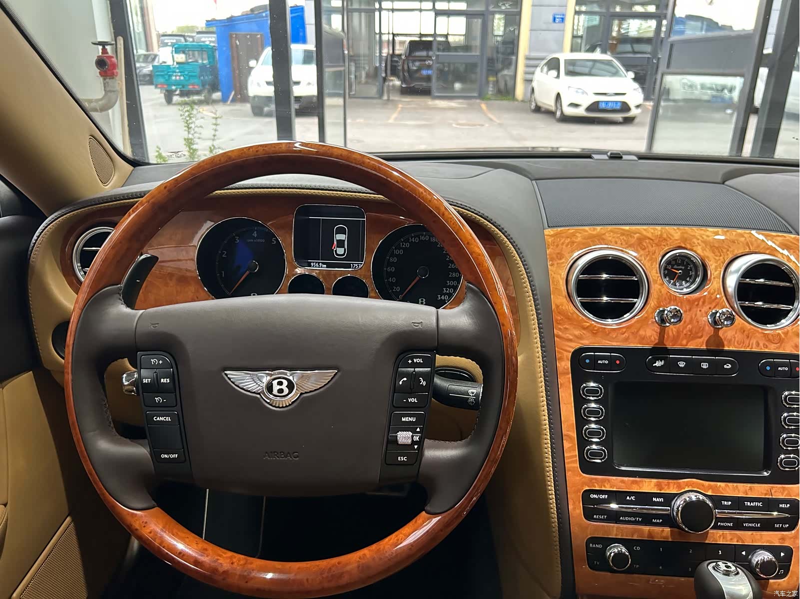 Bentley Flying Spur, 2007 15