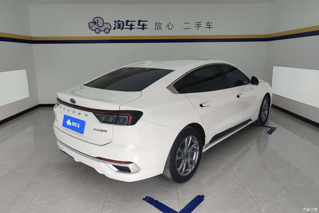 Ford Mondeo, 2024 3