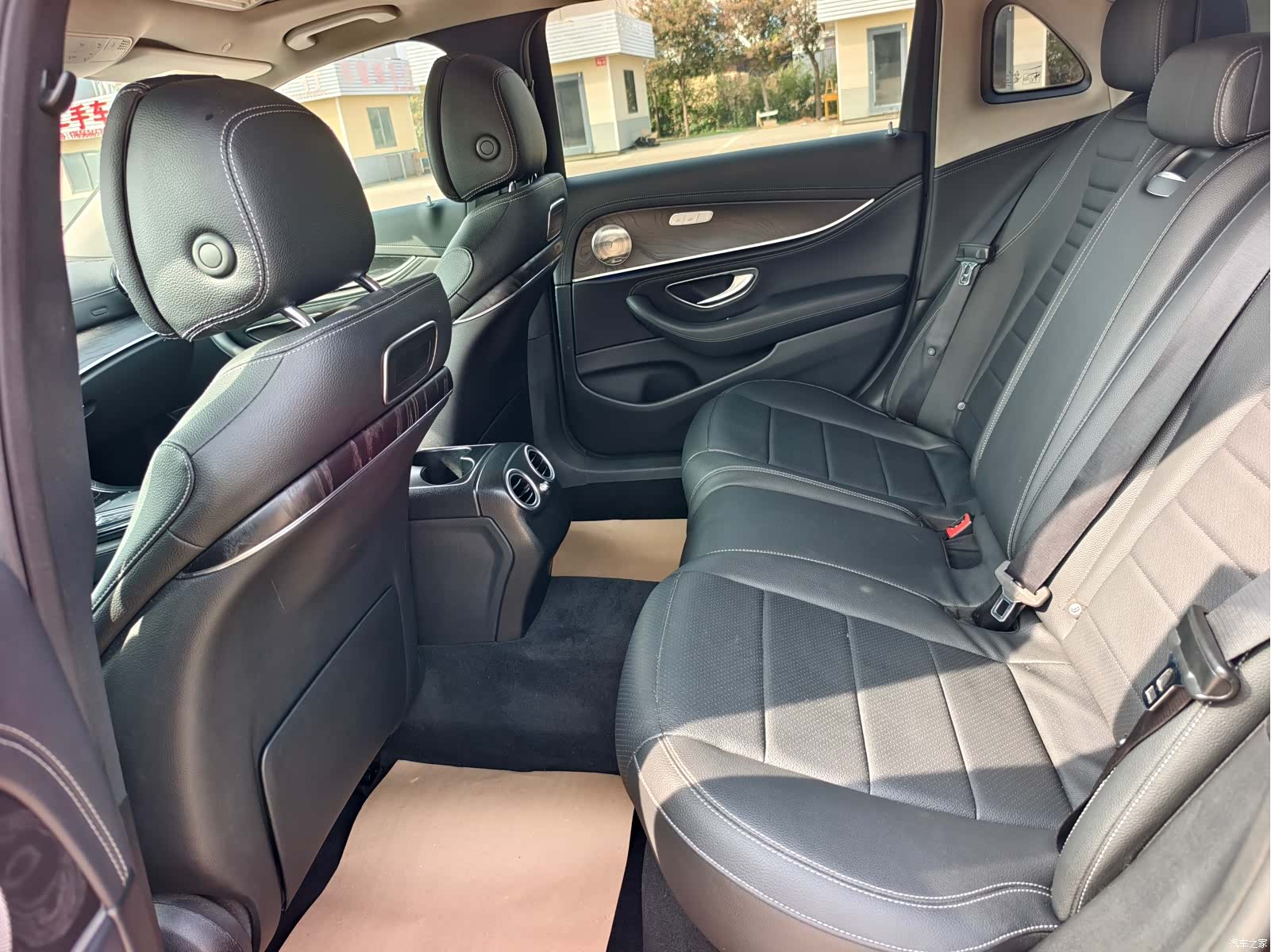 Mercedes-Benz E-Class, 2017 9
