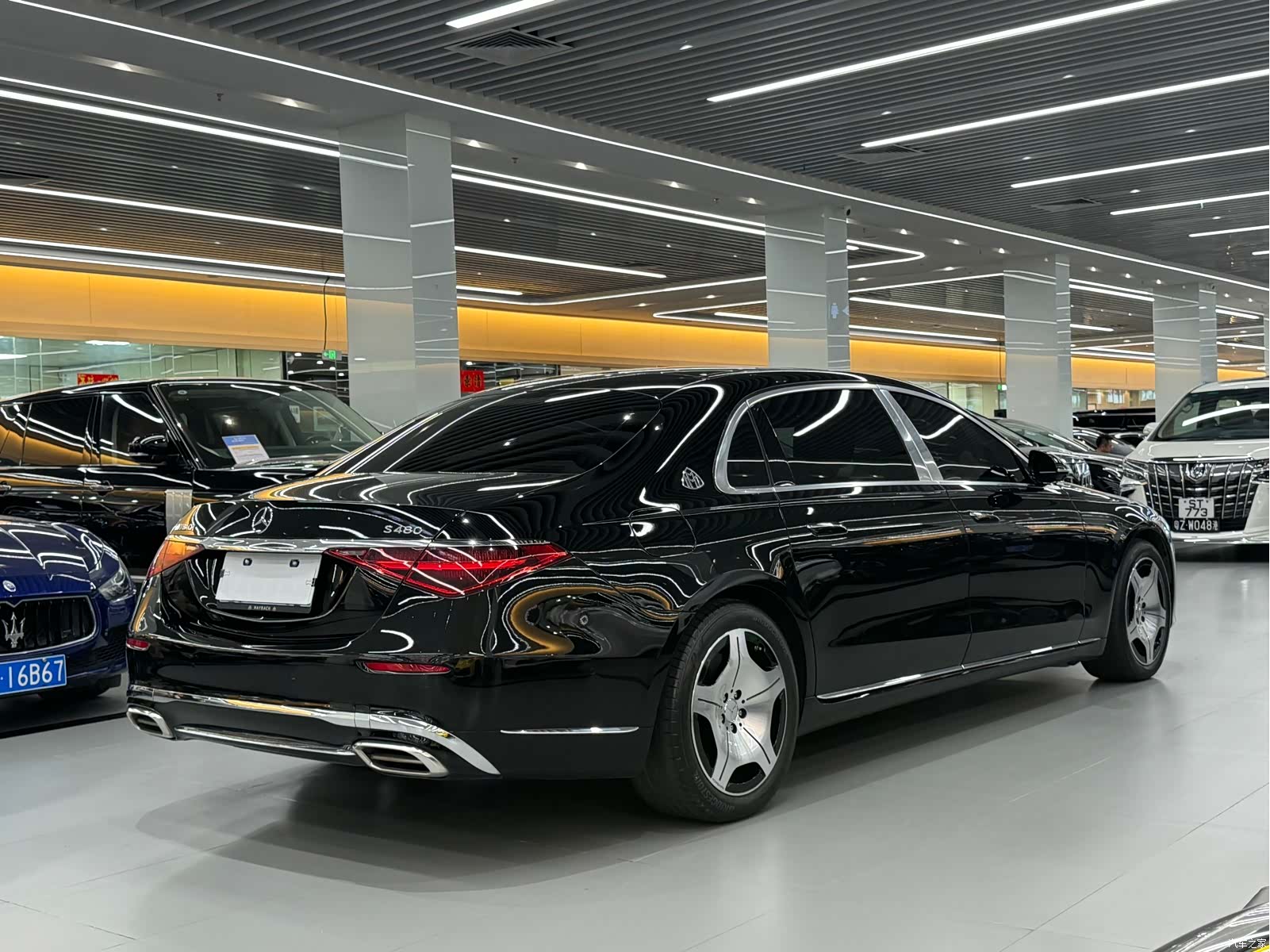 Maybach S-Class, 2023 6