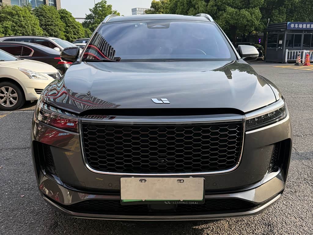 Li Auto ONE