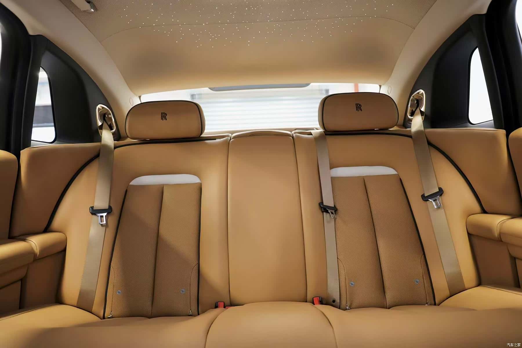 Rolls-Royce Ghost, 2026 8
