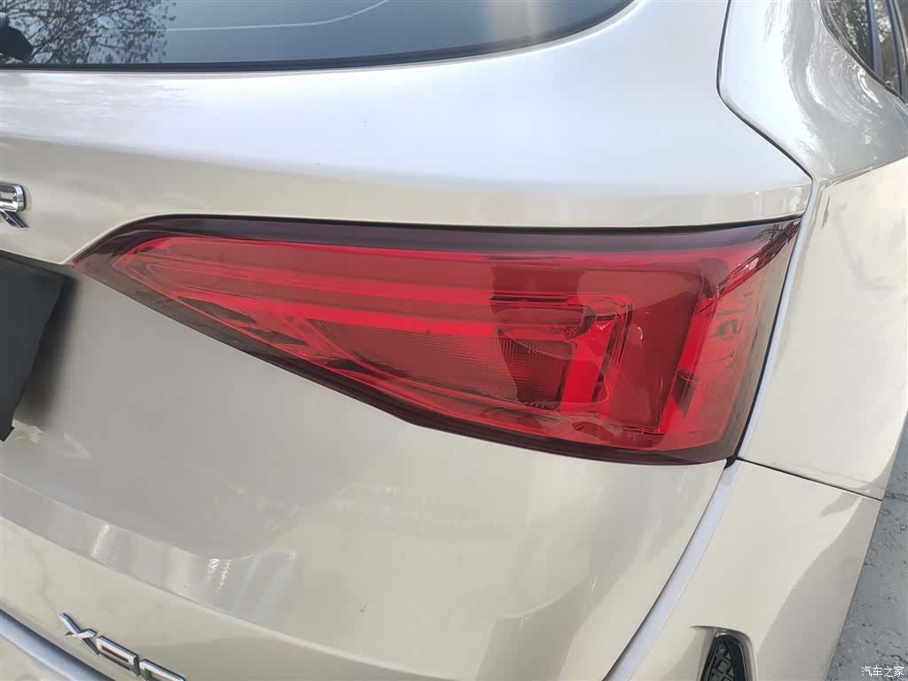 Jetour X90, 2019 24