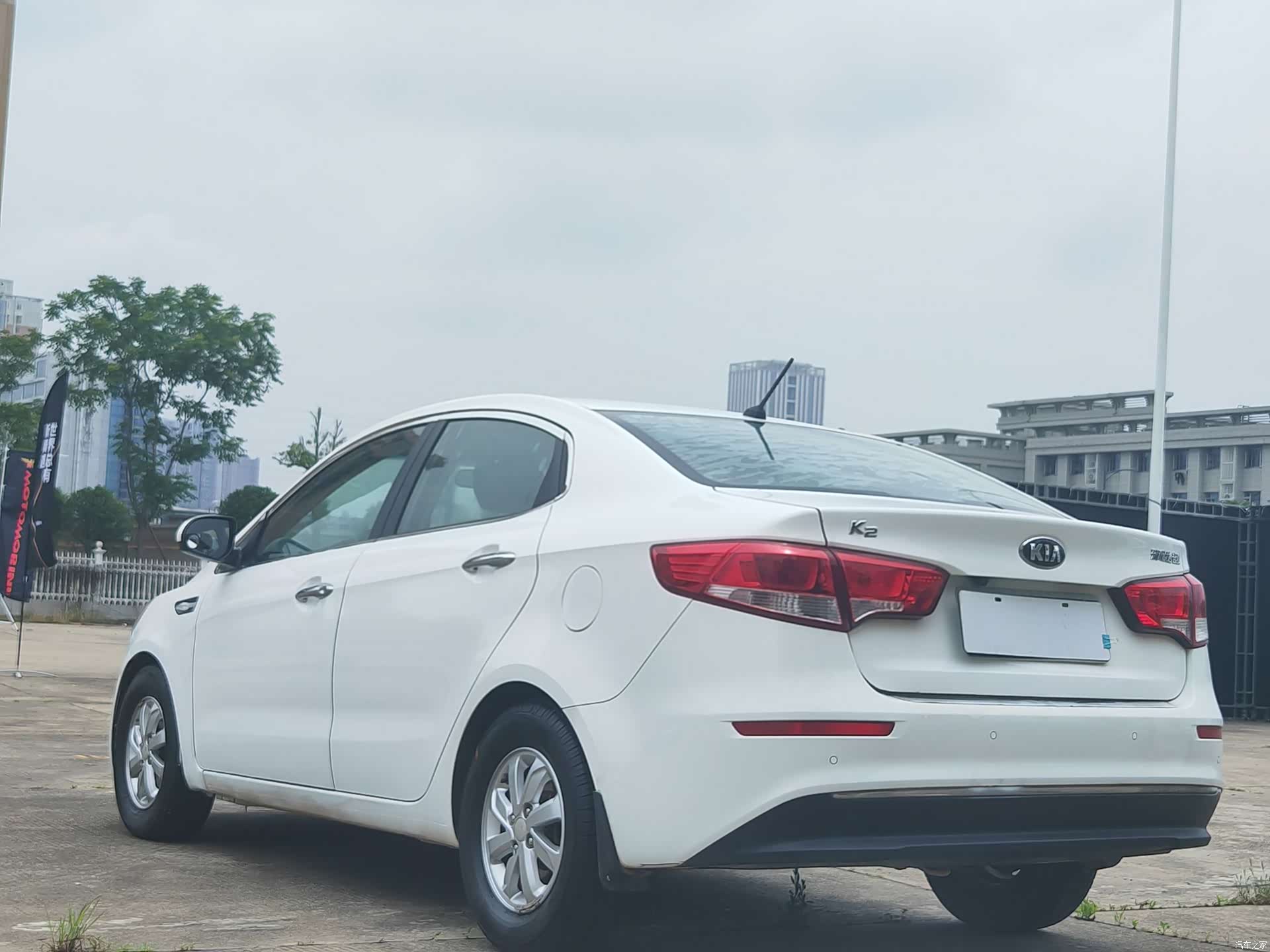 Kia K2, 2015 4