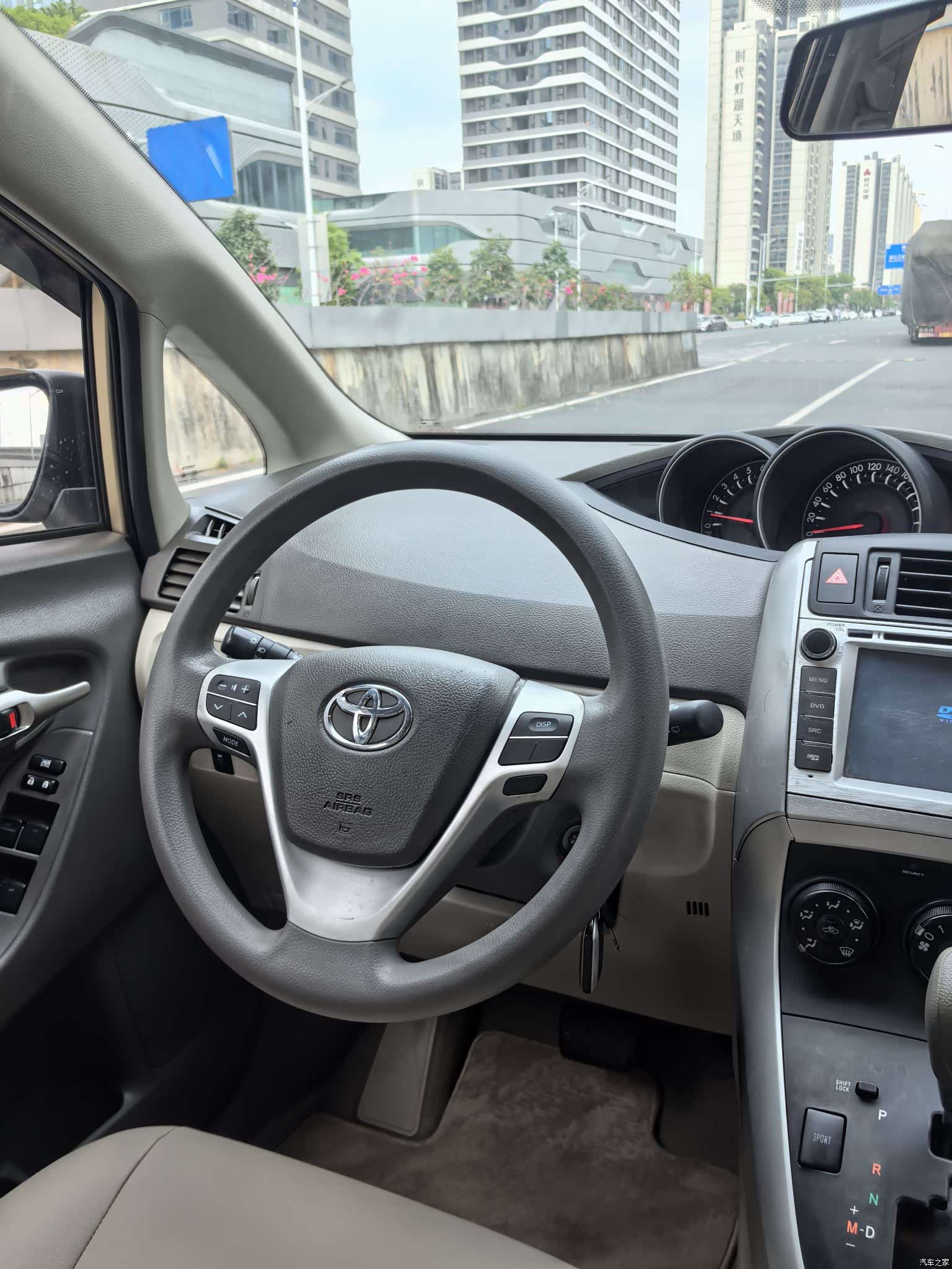 Toyota 180E, 2014 27
