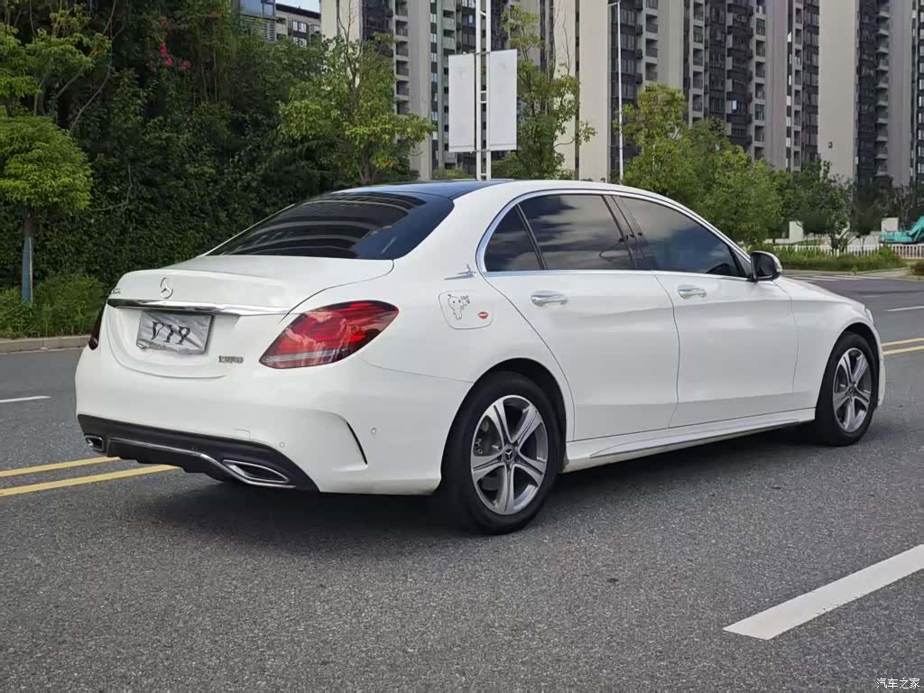 Mercedes-Benz C-Class, 2021 4