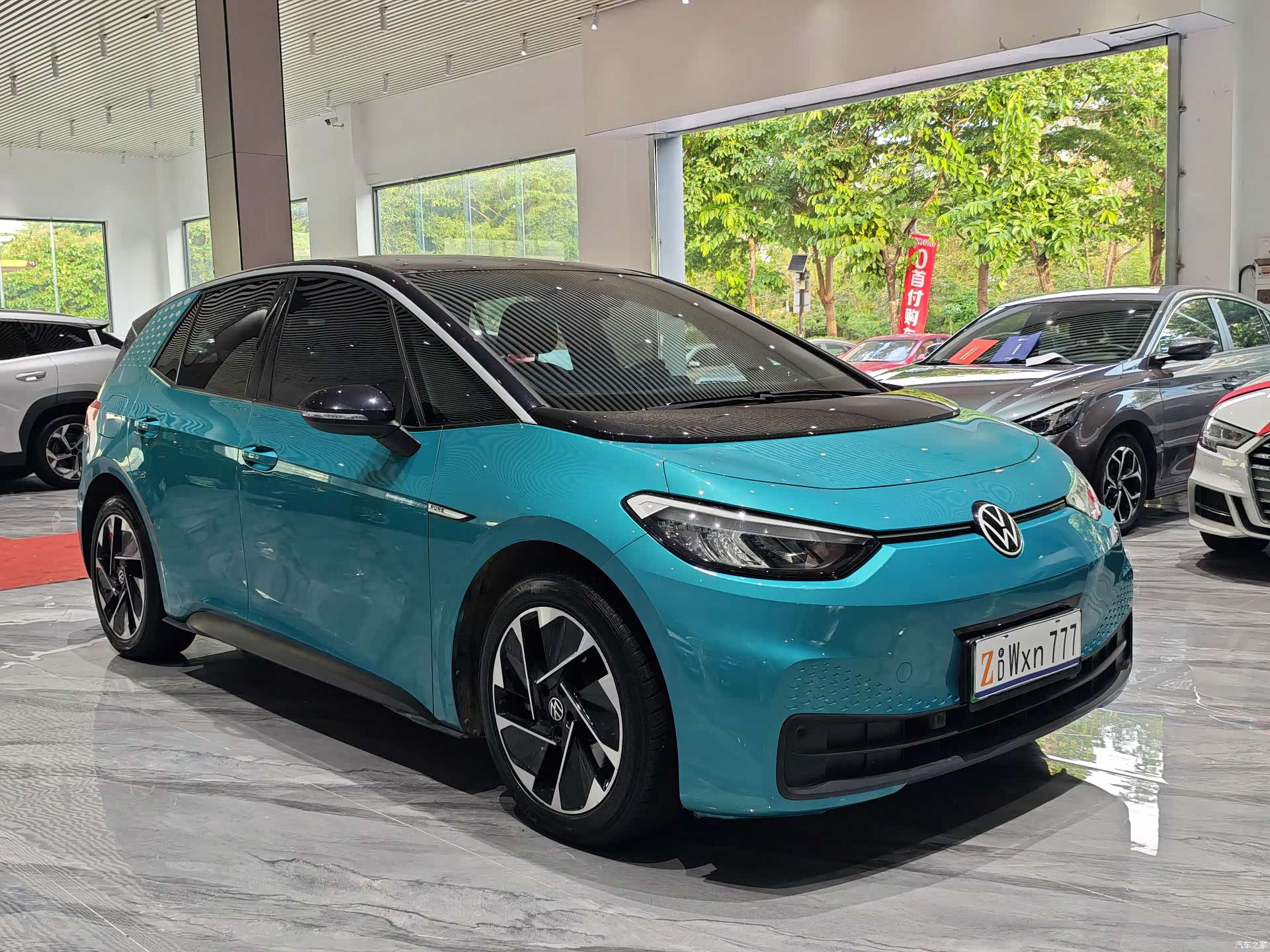 Volkswagen ID.3, 2022 4