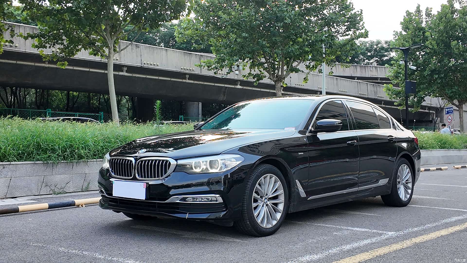 BMW 5 Series, 2018 1