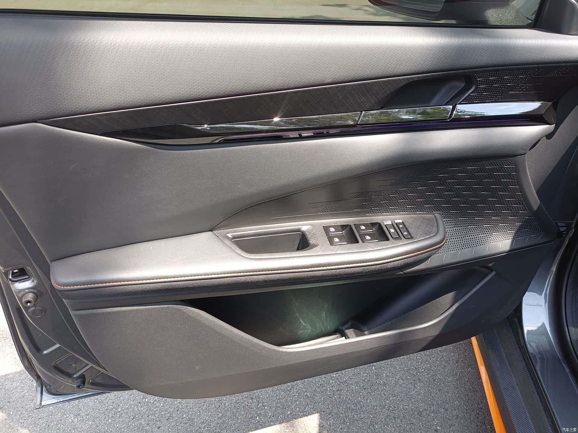 Changan UNI-V, 2025 8