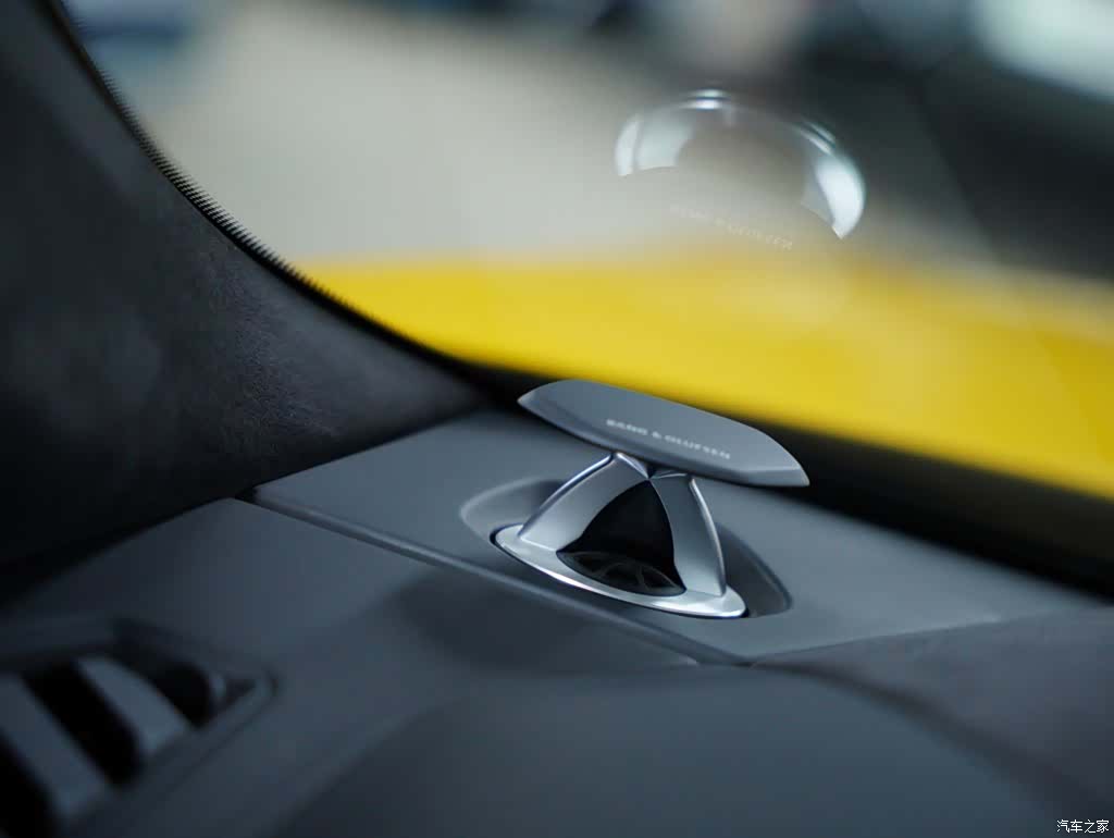 Lamborghini Urus, 2021 11