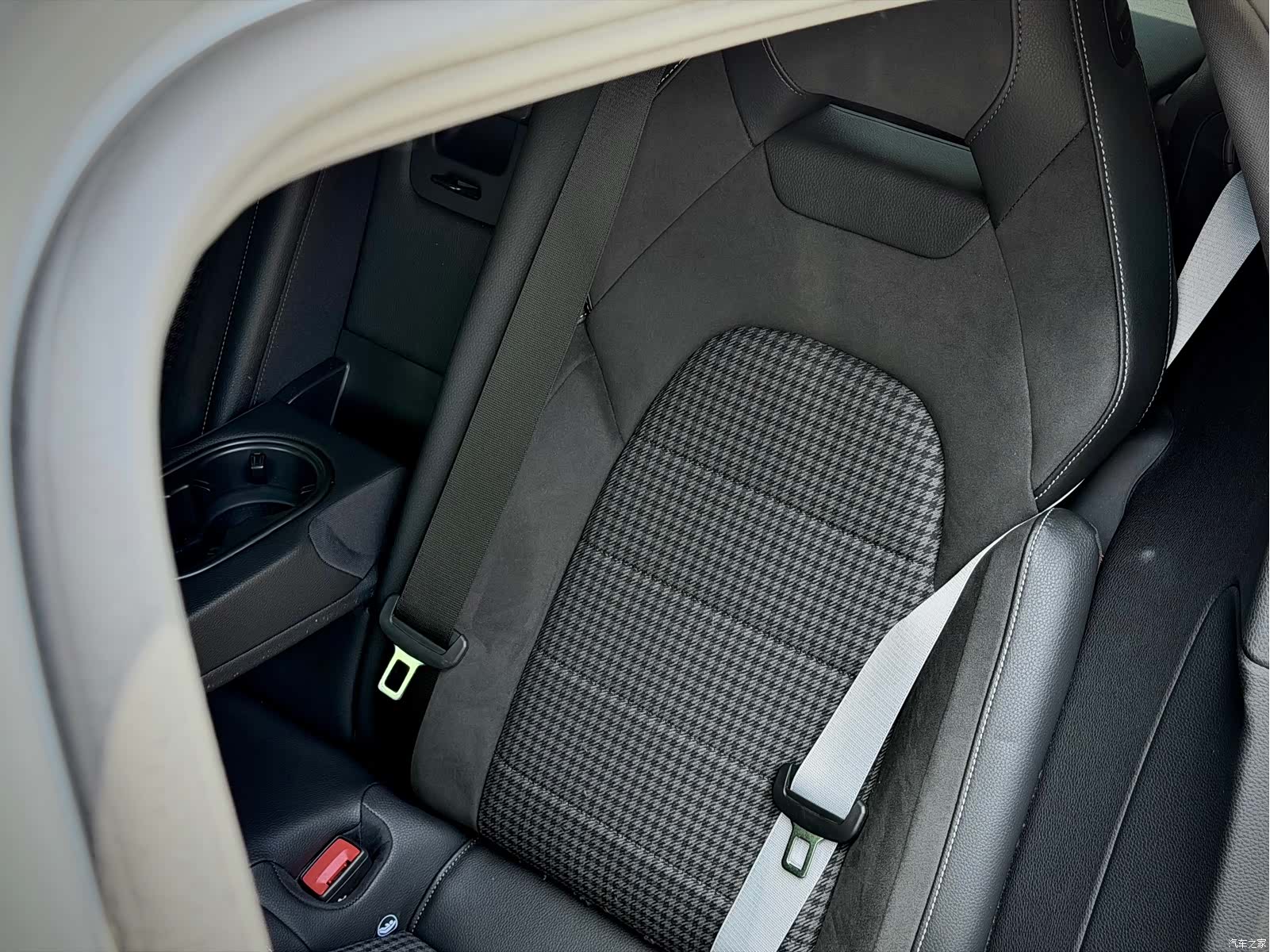 Porsche Panamera, 2025 6