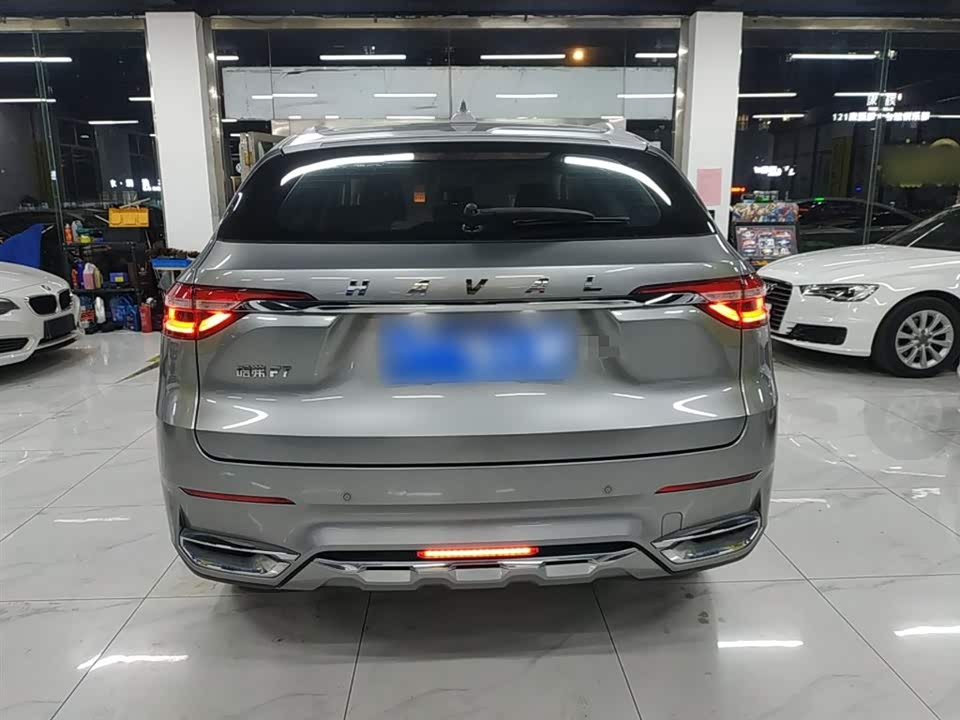 Haval F7