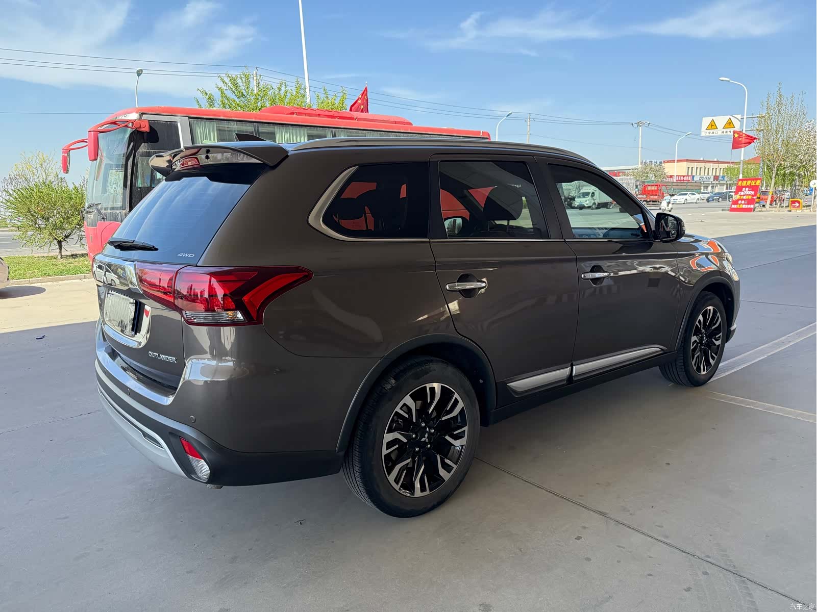 Mitsubishi Outlander, 2019 17