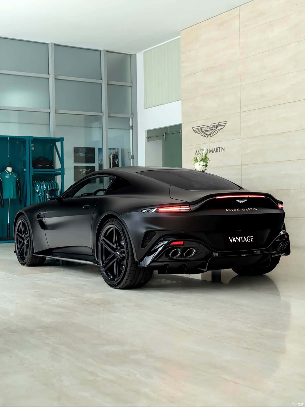 Aston Martin Vantage, 2024 7