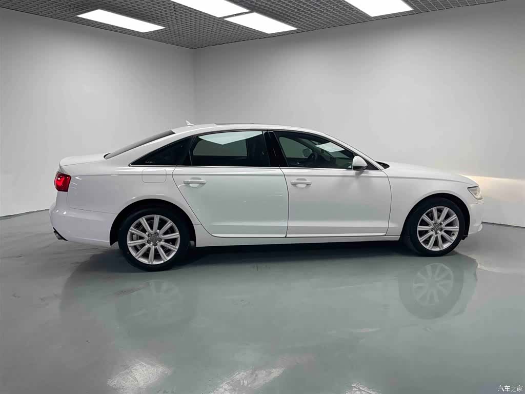 Audi A6L, 2013 10
