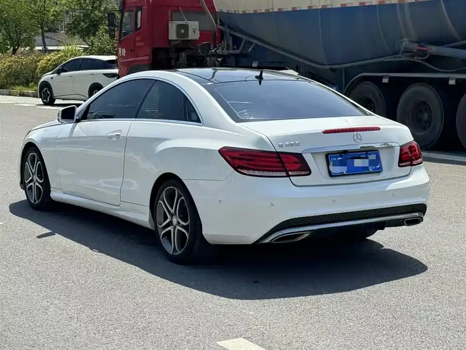 Mercedes-Benz E-class Mercedes-Benz E-class