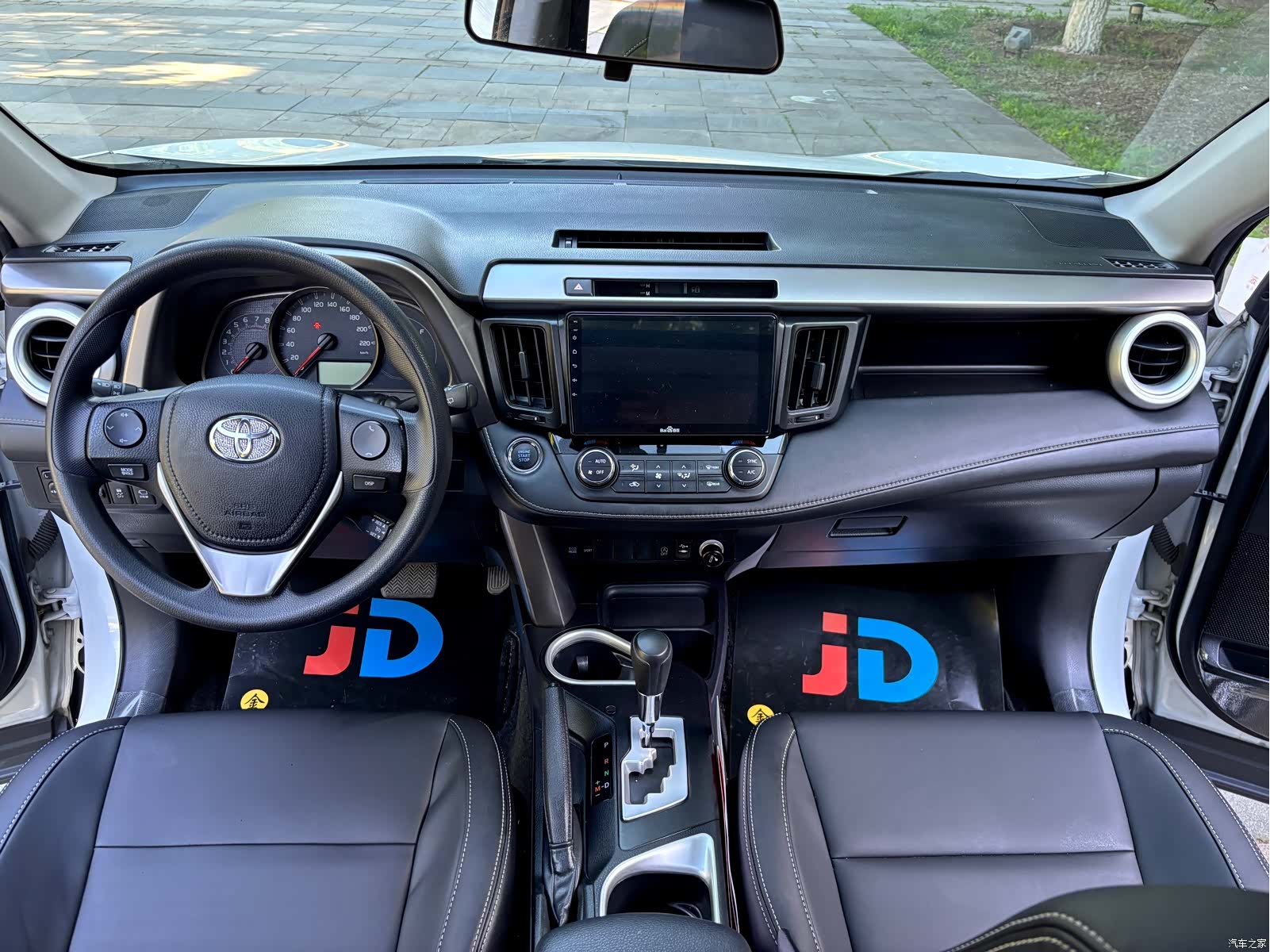 Toyota RAV4, 2018 21