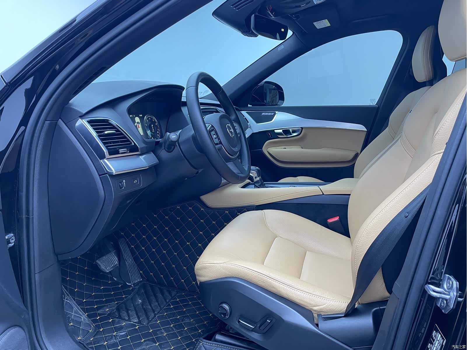 Volvo XC90, 2018 8
