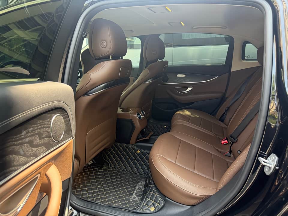 Mercedes-Benz E-class Mercedes-Benz E-class