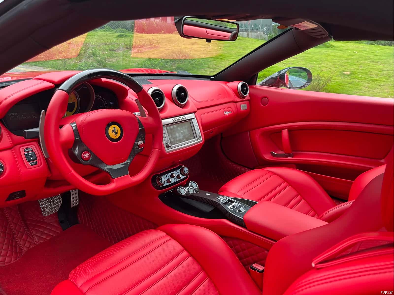 Ferrari California, 2011 4