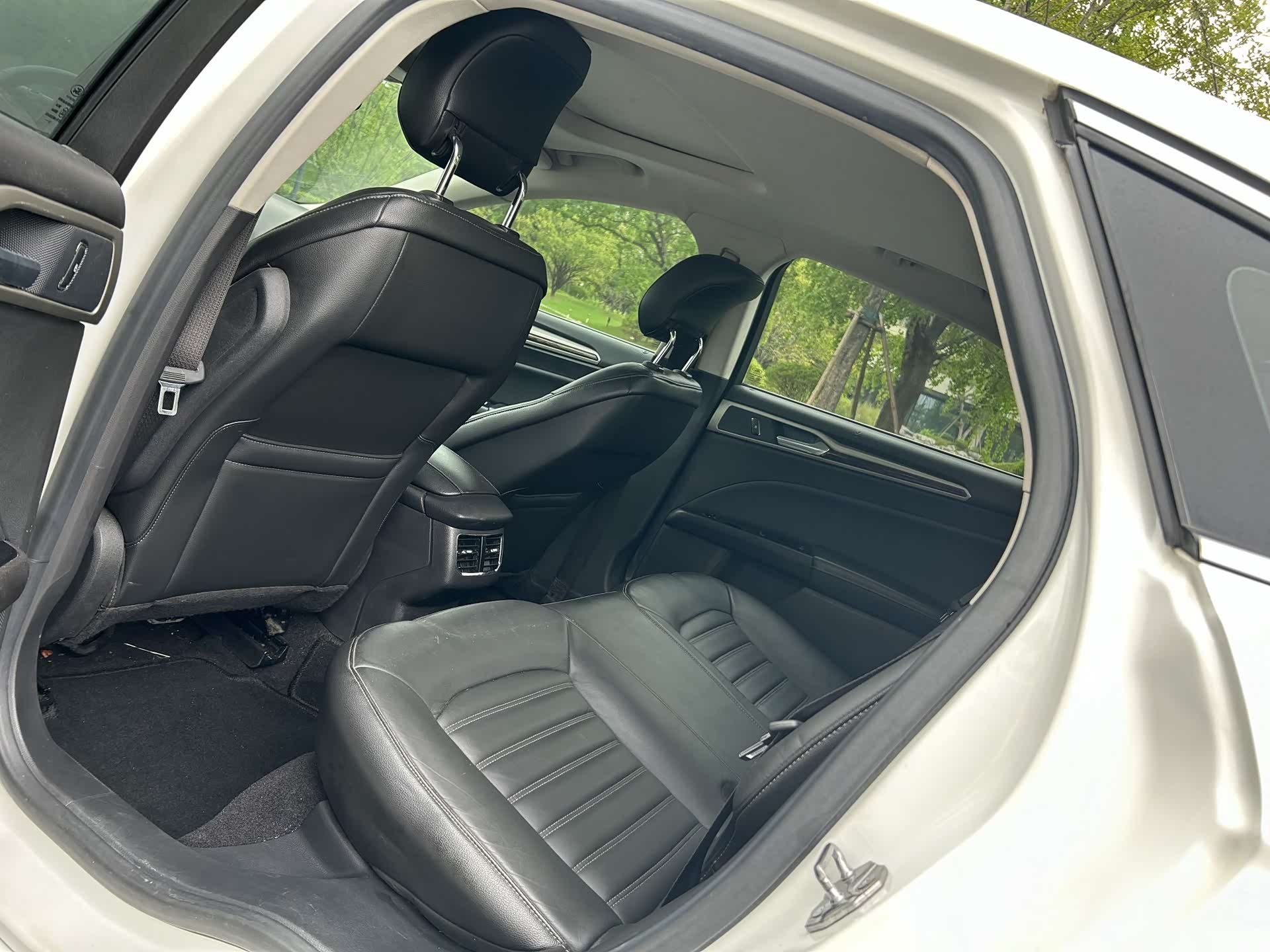 Ford Mondeo, 2014 14