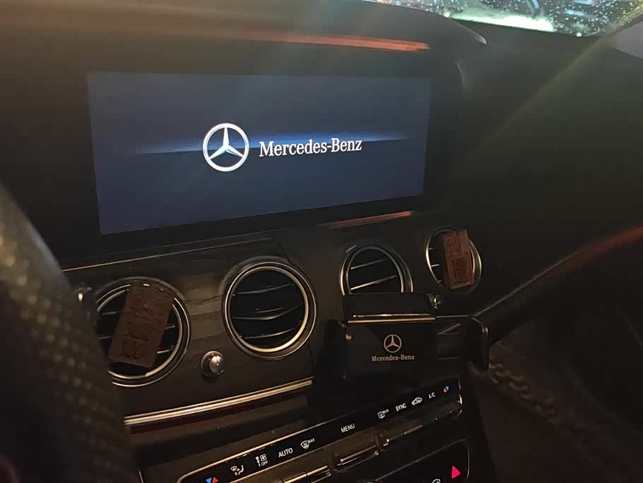 Mercedes-Benz E-class Mercedes-Benz E-class