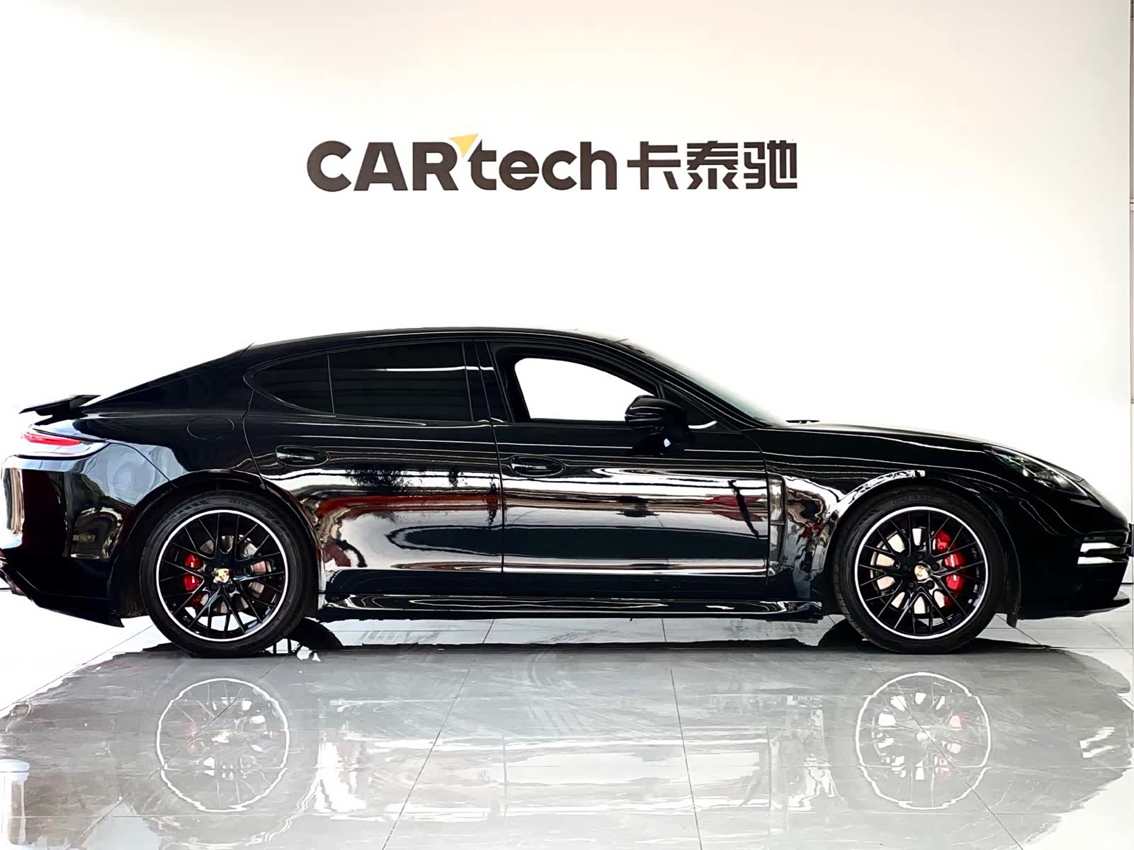 Porsche Panamera, 2012 3