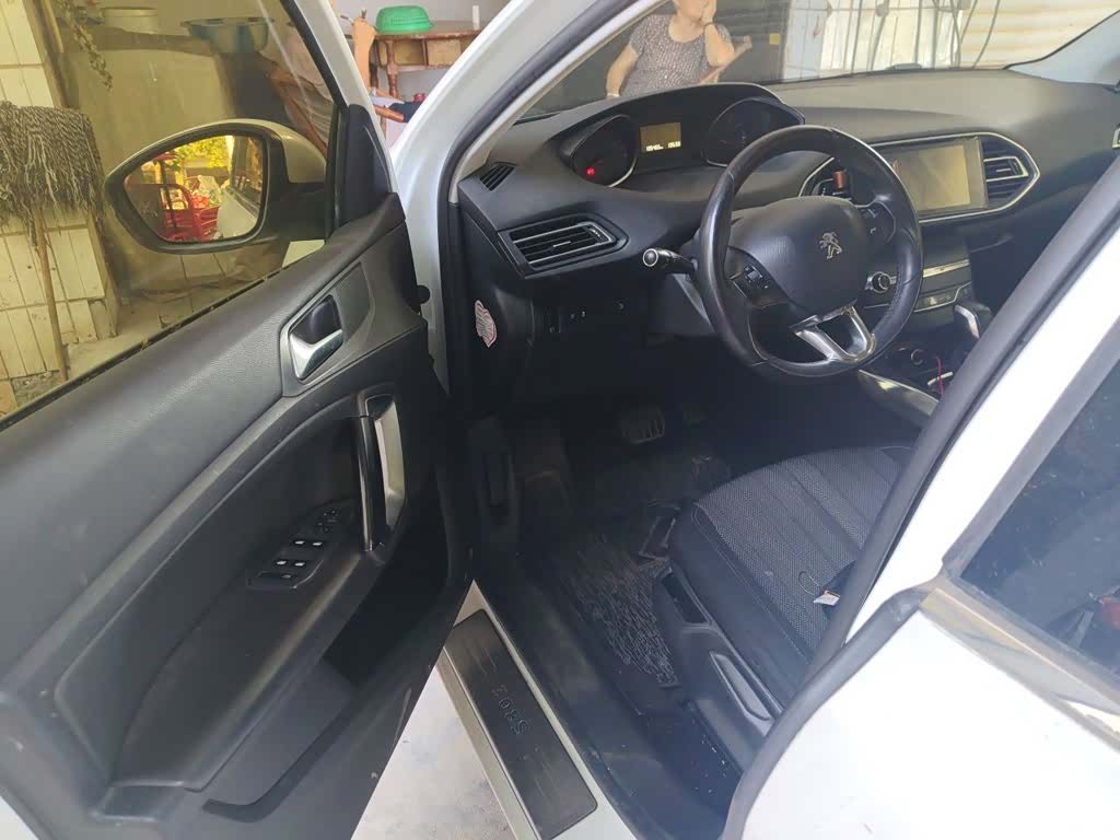 Peugeot 308, 2016 17