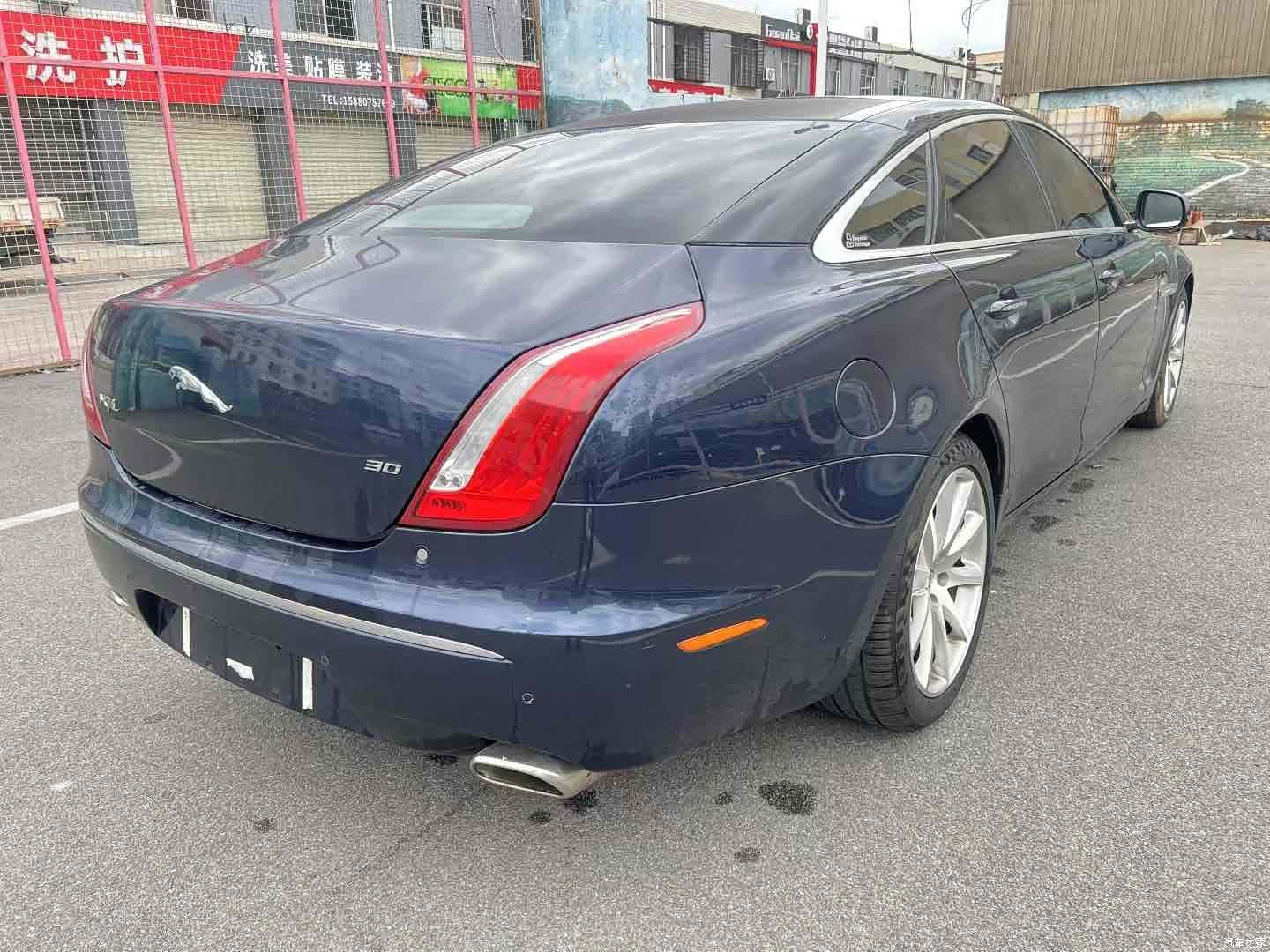 Jaguar XJ, 2013 9