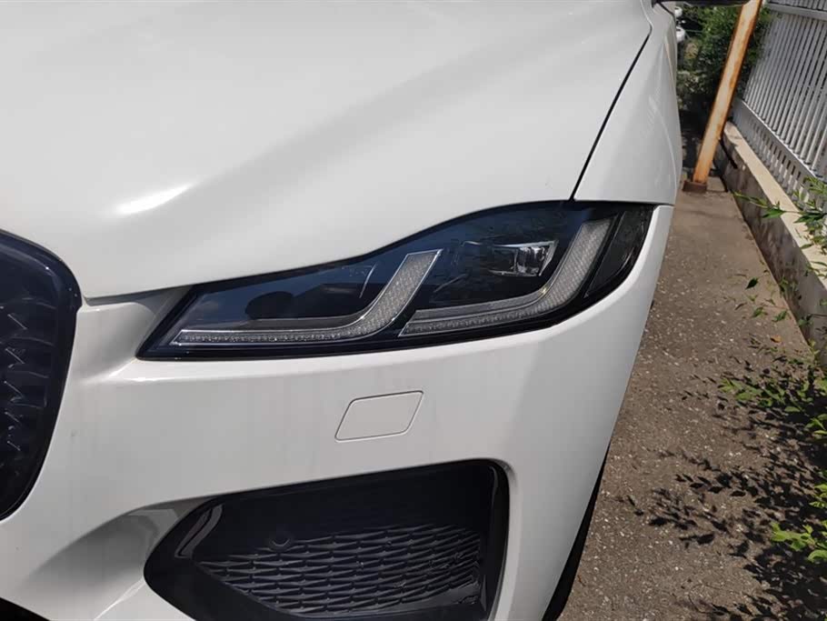 Jaguar F-PACE Jaguar F-PACE