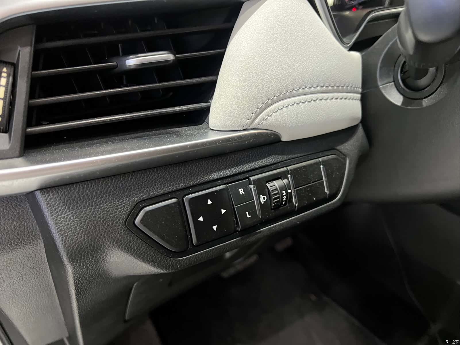 Wuling 530, 2018 18