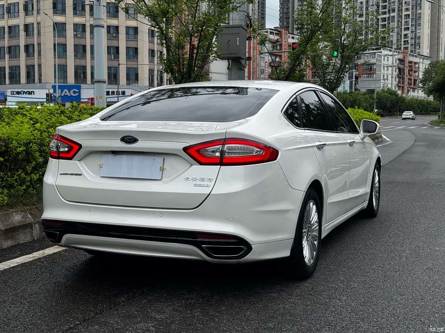 Ford Mondeo, 2014 26