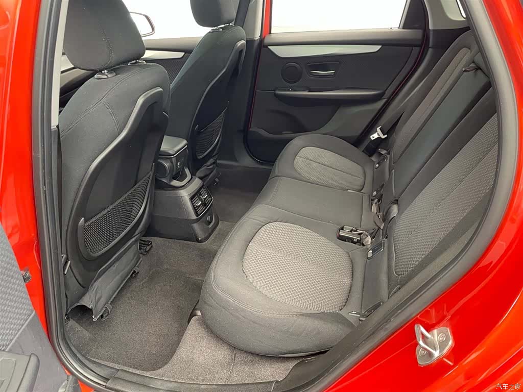 BMW 2 Series, 2017 7