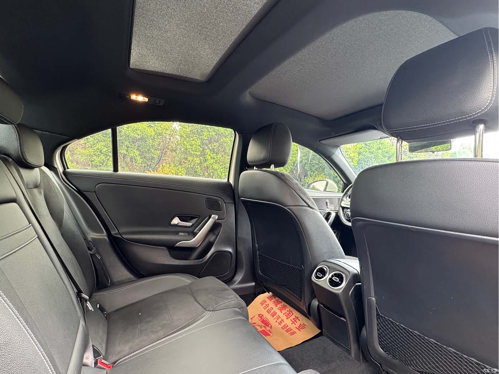 Mercedes-Benz A-Class, 2019 11
